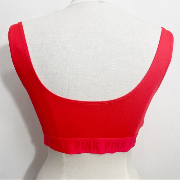 VS PINK Ultimate unlined sports bra. No pads but has pockets for them. L - Picture 4 of 8